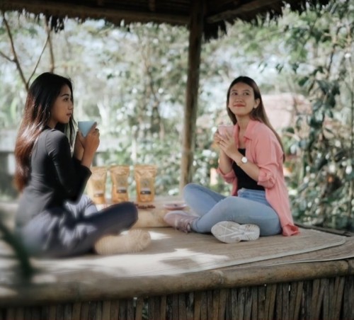 Brewed Perfection: Coffee Tours in Catur Village